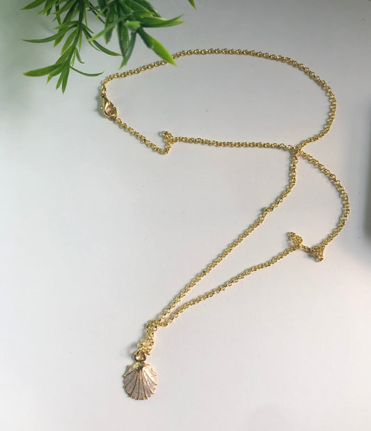 Shell pendant Necklace